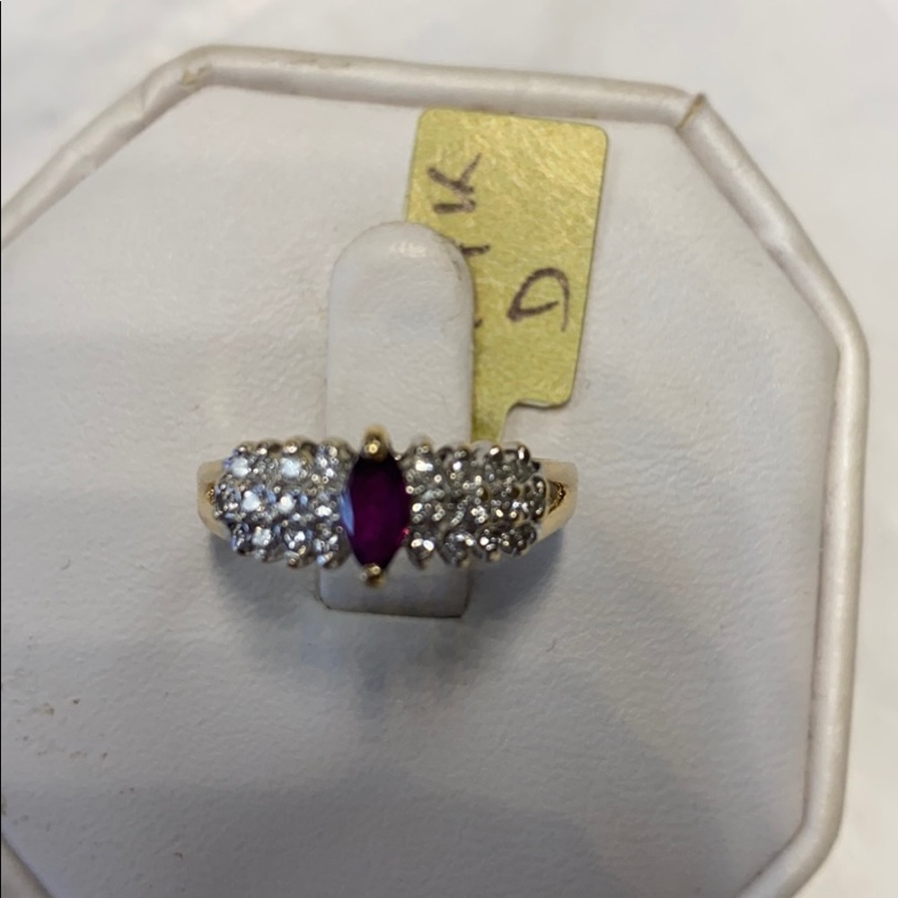 14K yellow gold diamonds ruby ring - Picture 7 of 8